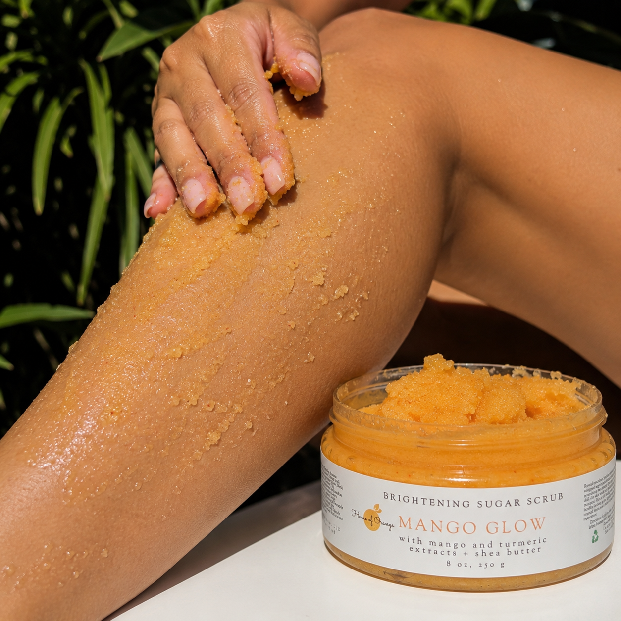 Mango Glow Brightening Body Scrub
